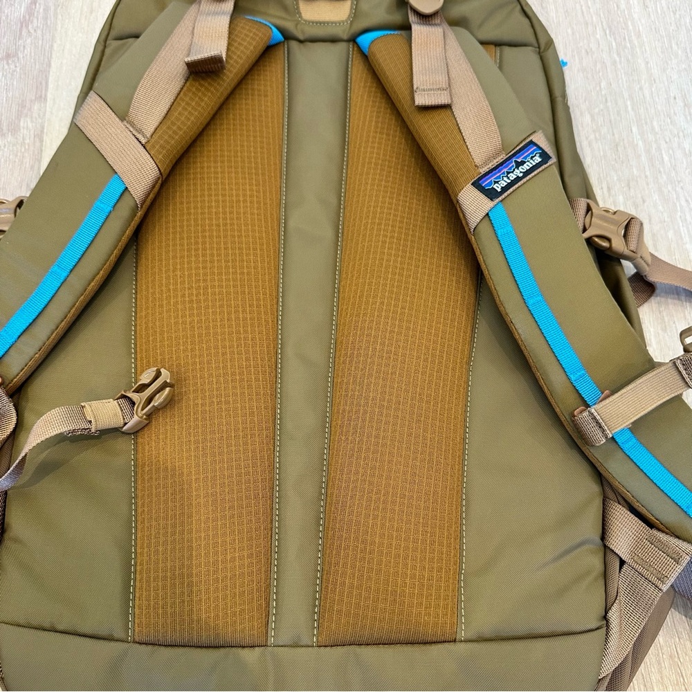 🆕Patagonia Refugio Daypack 30L Backpack - Picture 7 of 14